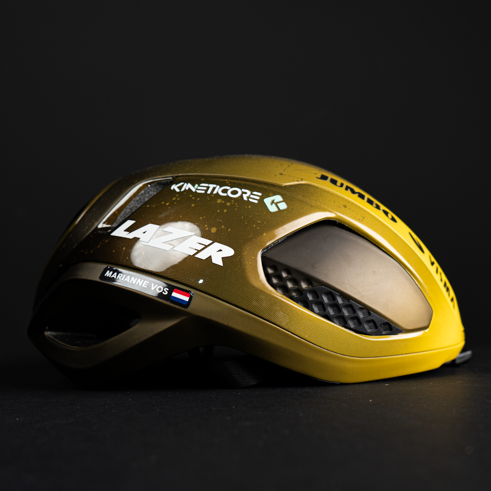 Marianne Vos - Lazer Vento KinetiCore Efteling Helmet