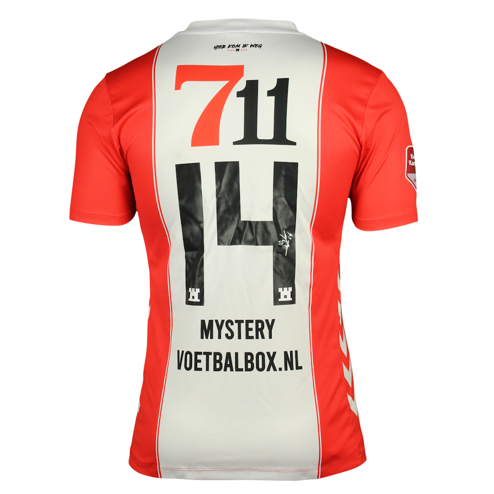 Dennis Vos FC Emmen shirt