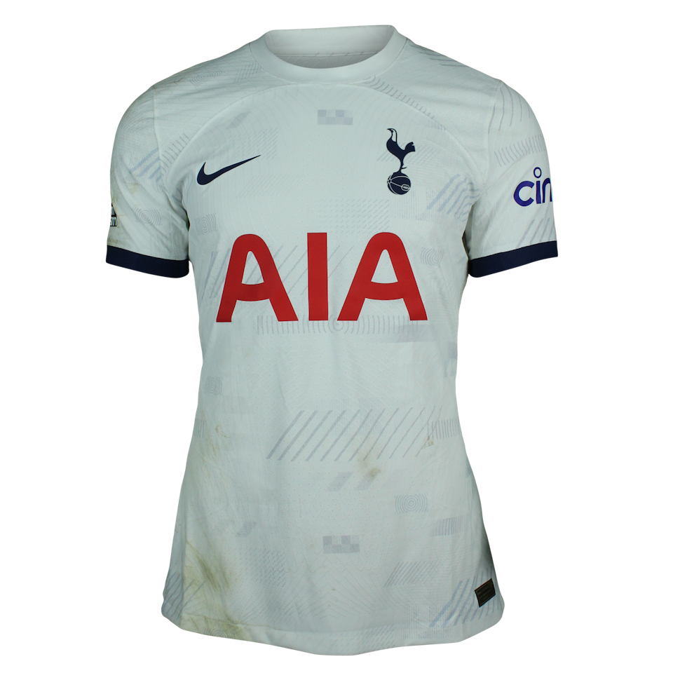 Tottenham Hotspur 팀의 Dejan Kulusevski 셔츠