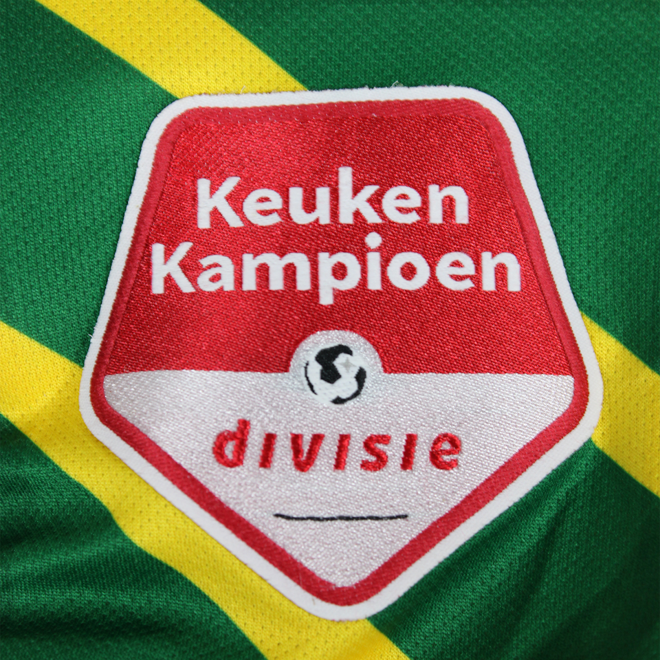 ADO Den Haag-Trikot von Robyn Esajas