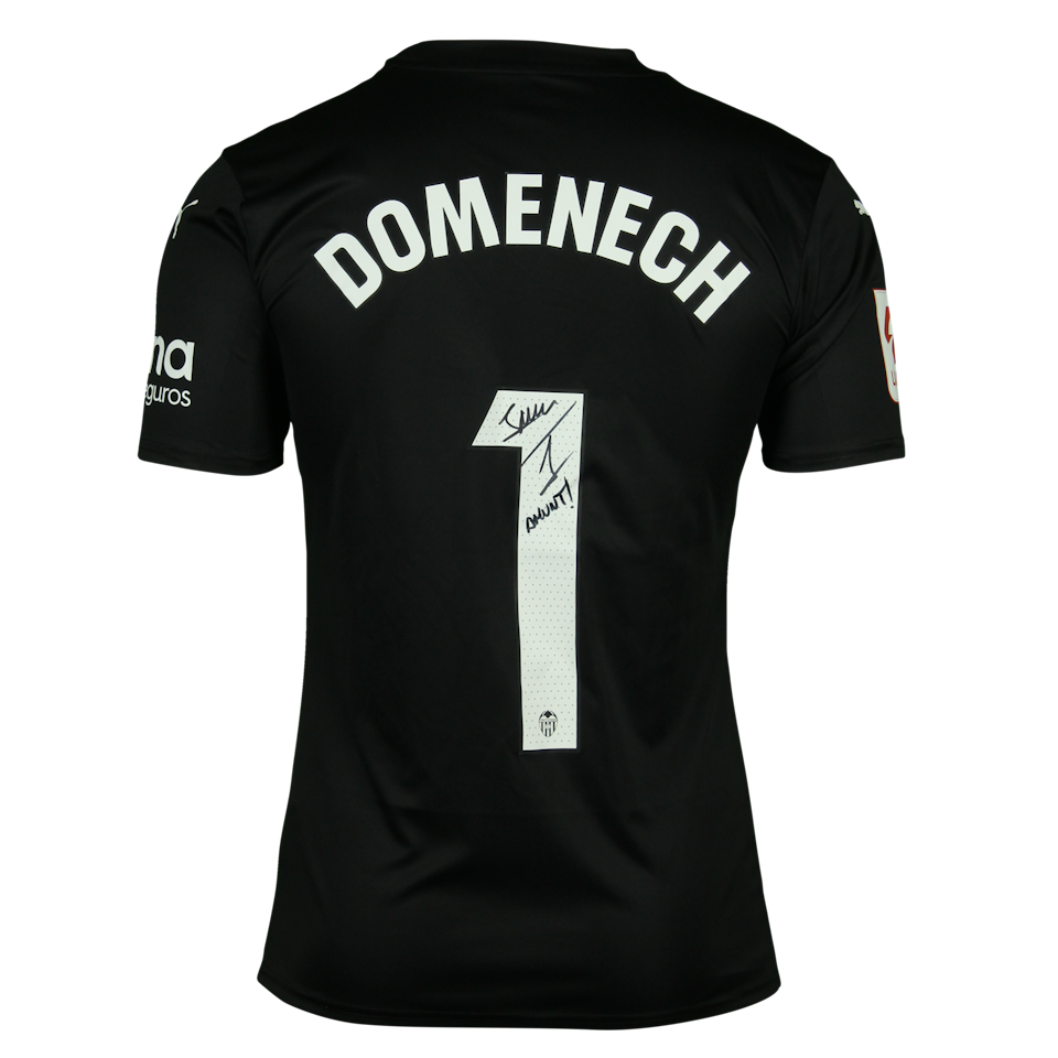 Jaume Doménech Valencia CF shirt