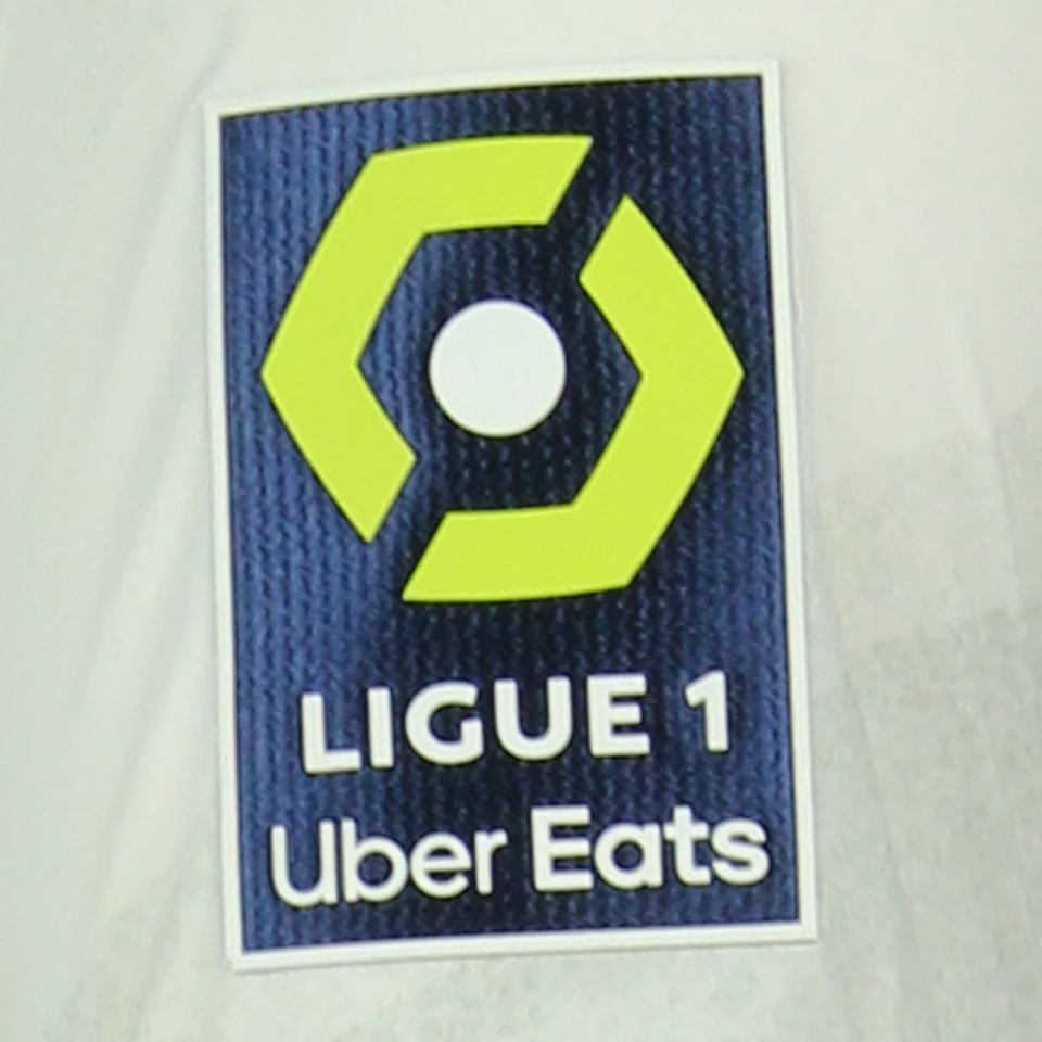 来自Olympique de Marseille的Samuel Gigot球衣