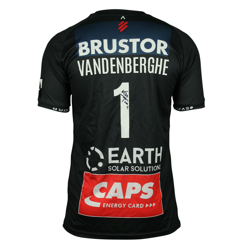 Tom Vandenberghe KV Kortrijk shirt