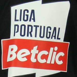João Neves SL Benfica shirt