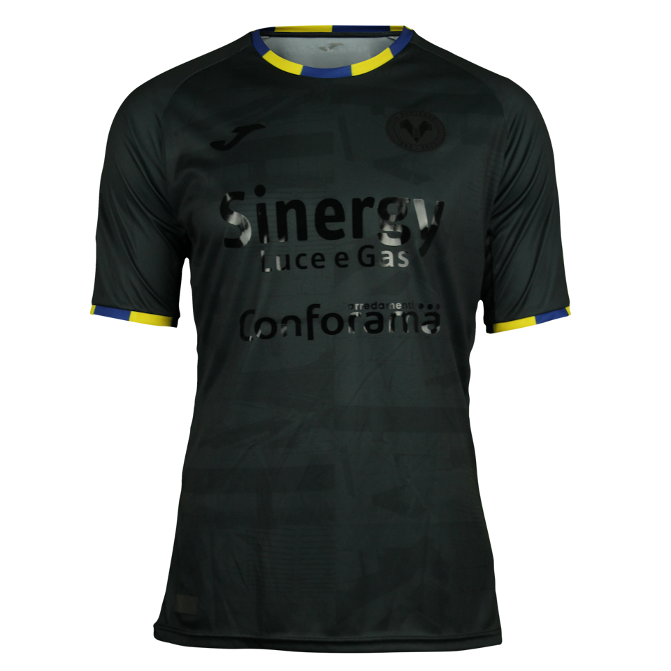 Hellas Verona FC 팀의 Isak Hien 셔츠