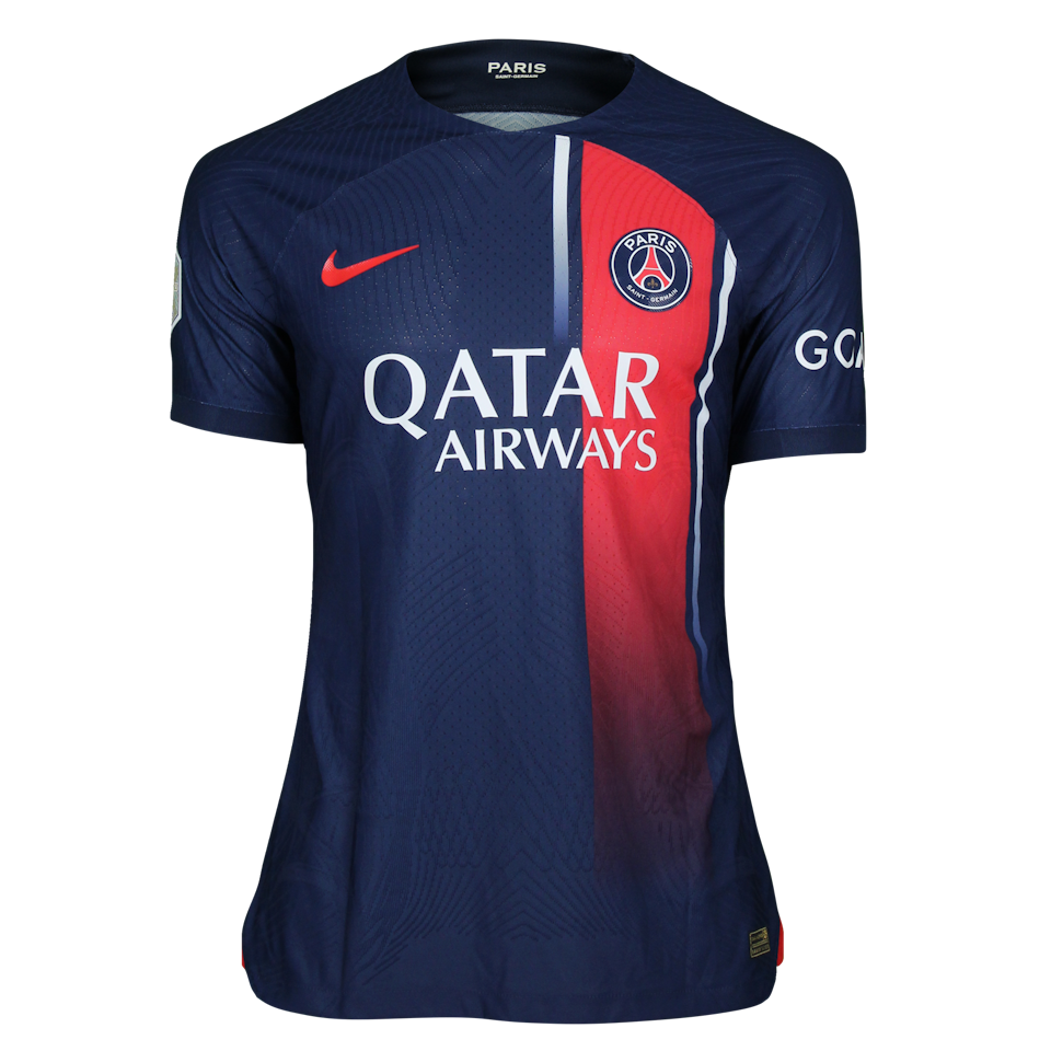 Lucas Hernández  Paris Saint-Germain shirt