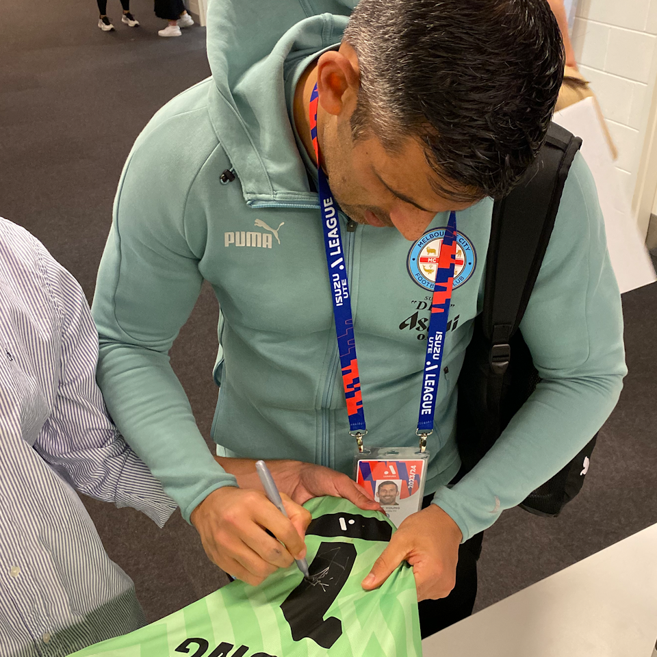 Jamie Young Melbourne City shirt