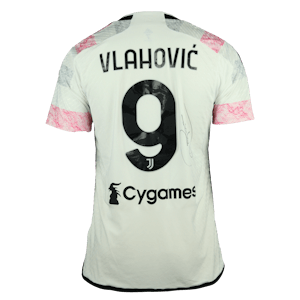 Dušan Vlahović Juventus FC shirt