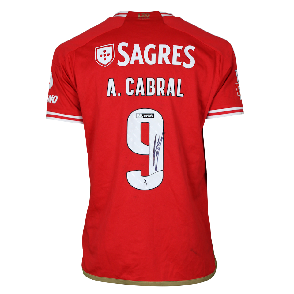 Arthur Mendonça Cabral SL Benfica shirt