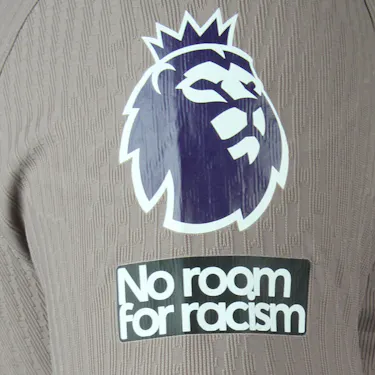 来自Tottenham Hotspur的Ashley Phillips球衣