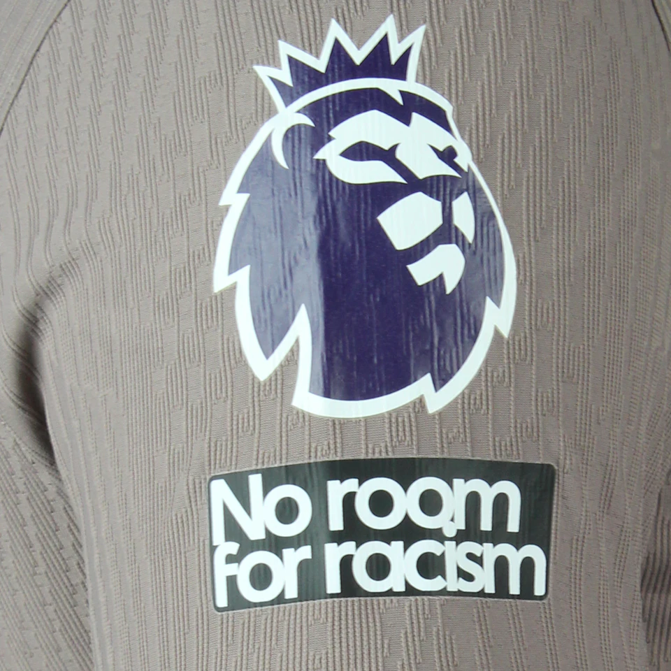 Tottenham Hotspur 팀의 Giovani Lo Celso 셔츠