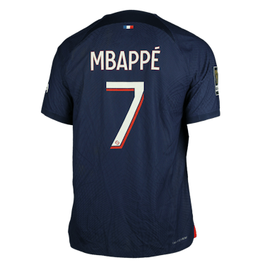 Paris Saint-Germain 팀의 Kylian Mbappé 셔츠