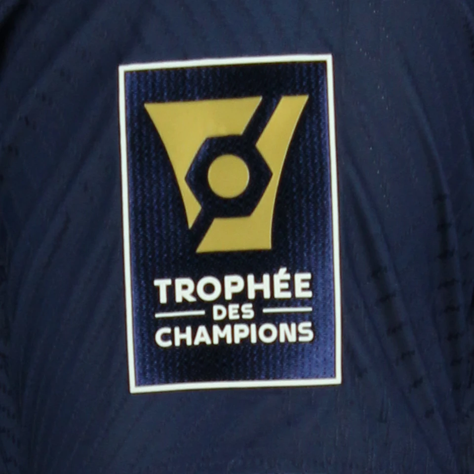 Bradley Barcola Paris Saint-Germain forması