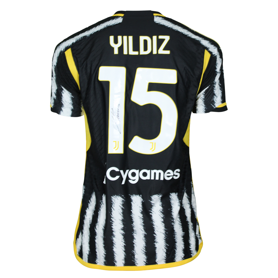 Kenan Yıldız Juventus FC forması