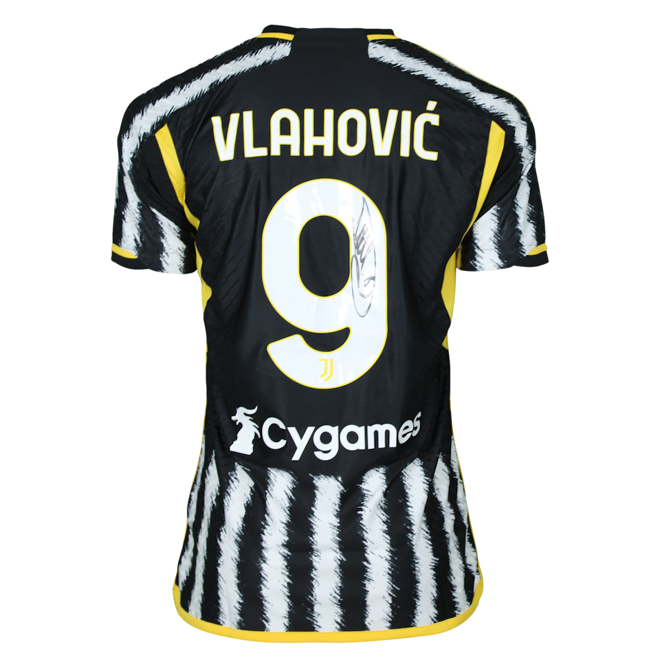 Dušan Vlahović Juventus FC shirt