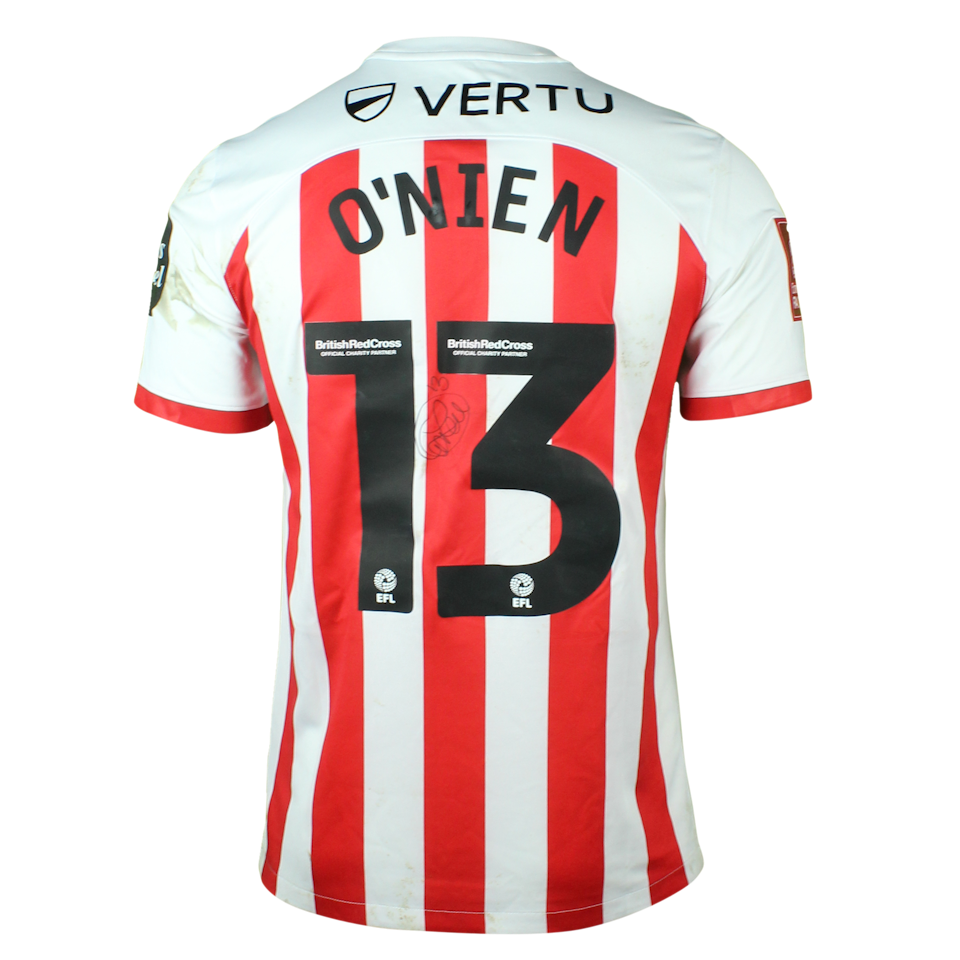 Luke O'Nien Sunderland camisa.