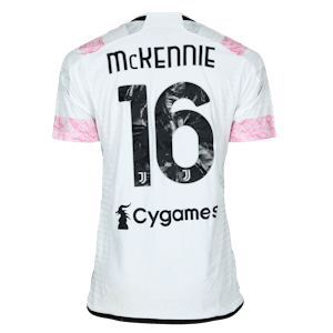 Weston McKennie Juventus FC shirt
