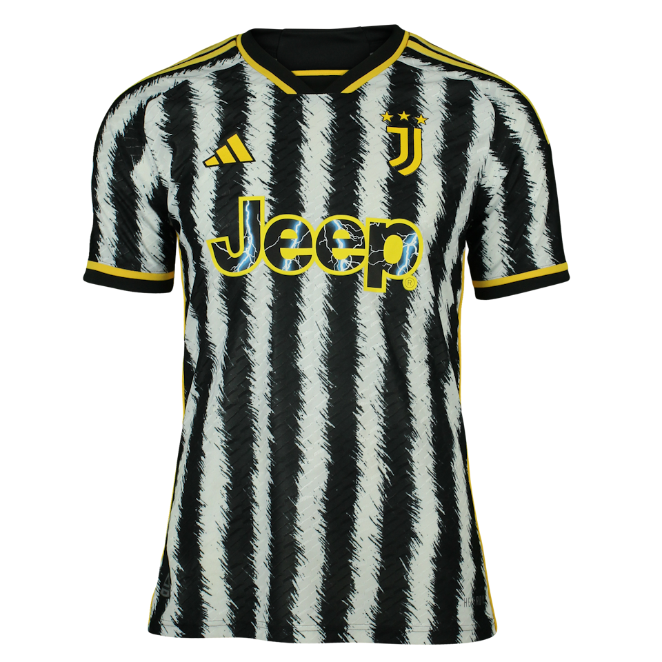 Gleison Bremer Juventus FC shirt