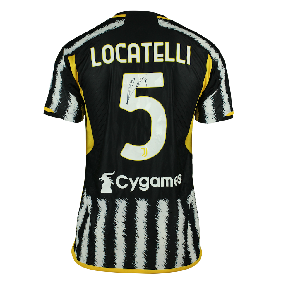 Manuel Locatelli Juventus FC shirt