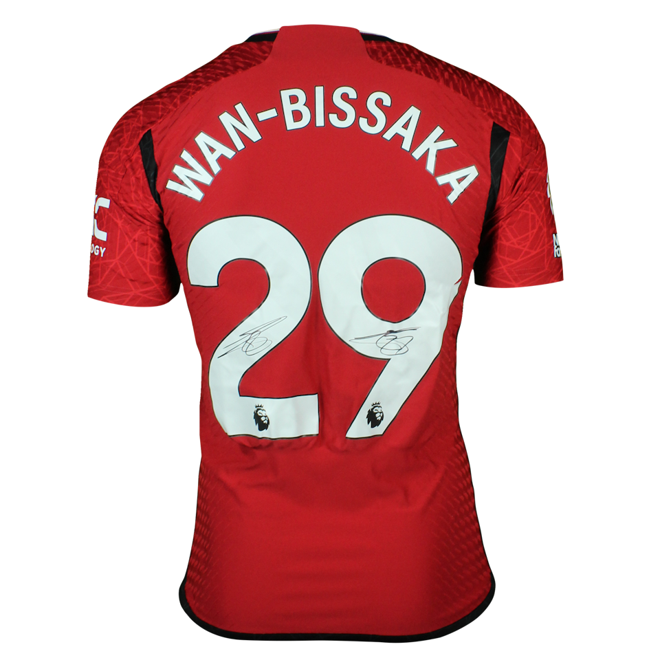 Aaron Wan-Bissaka Manchester United forması