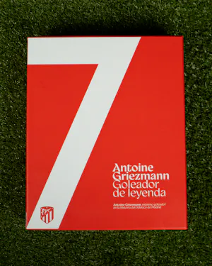 来自Atlético de Madrid的Antoine Griezmann球衣