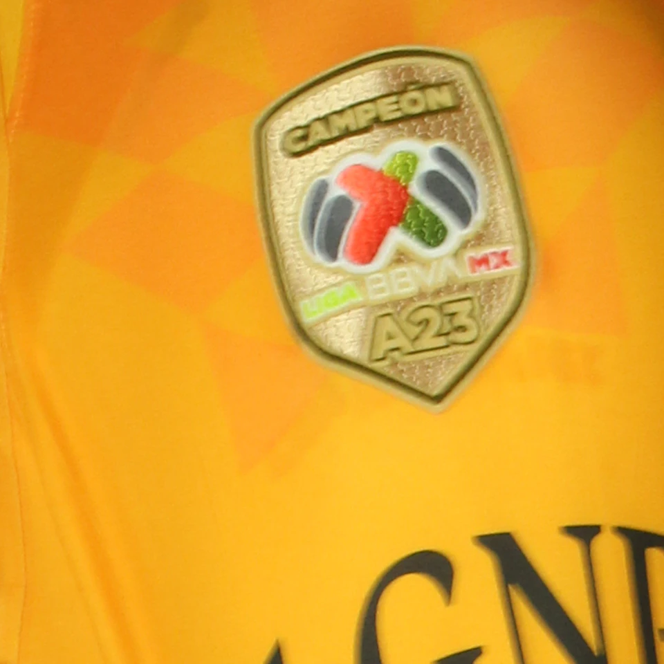 Ángel Malagón Club América shirt