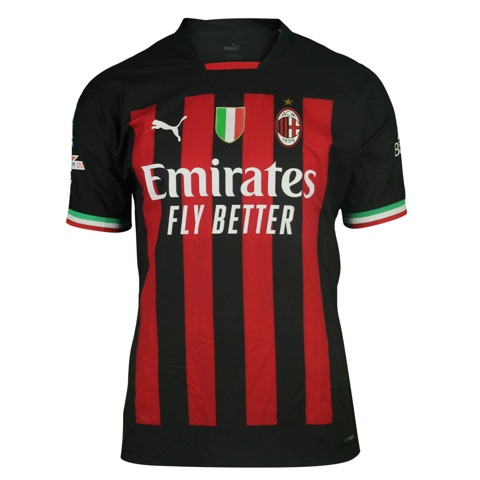 AC Milan 팀의 Malick Thiaw 셔츠