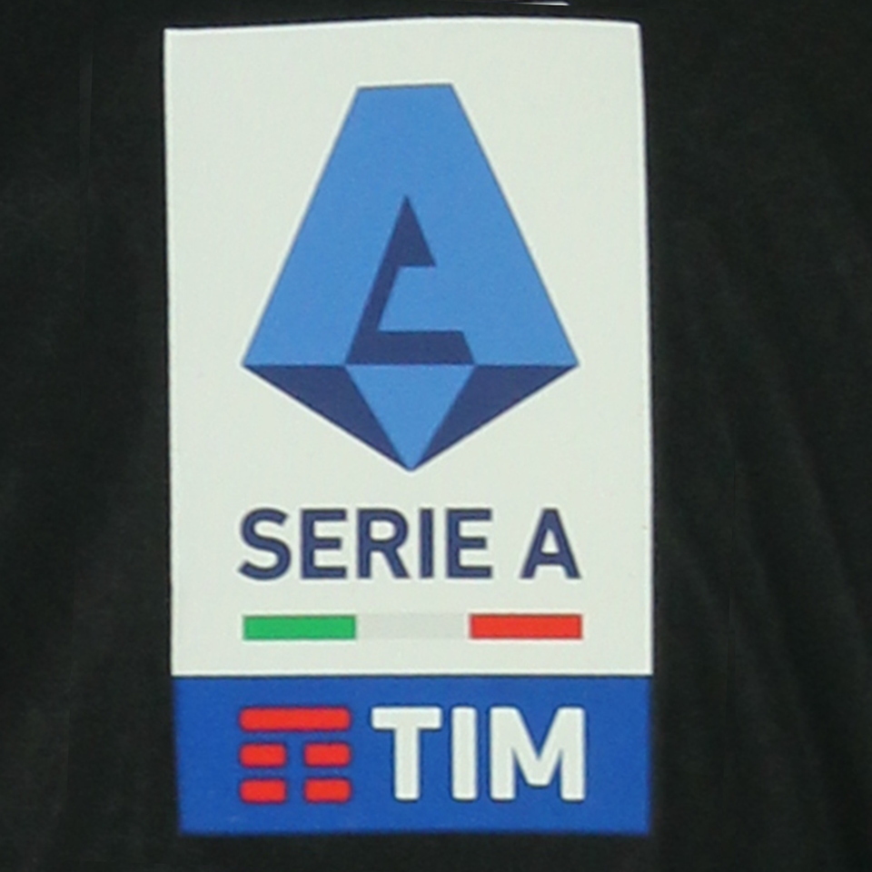 AC Milan 팀의 Malick Thiaw 셔츠