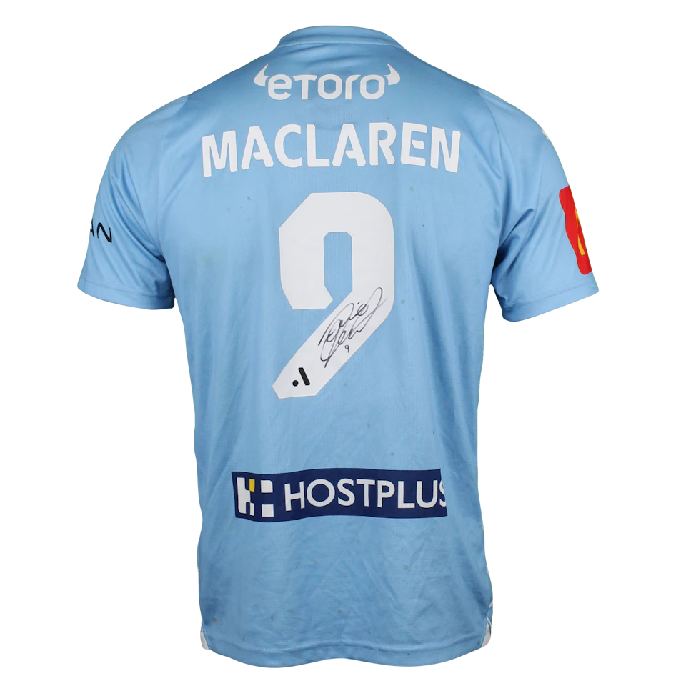 来自Melbourne City的Jamie MacLaren球衣
