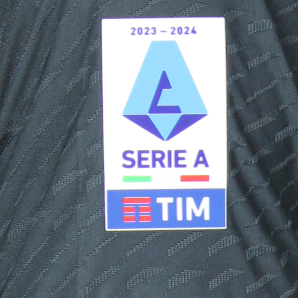 Kenan Yıldız Juventus FC shirt