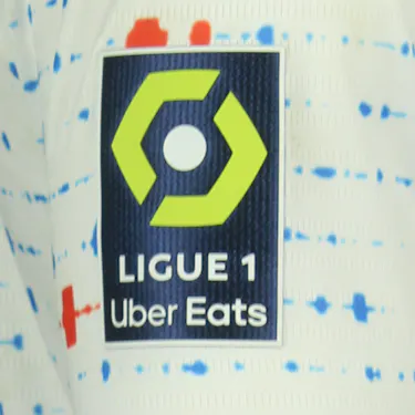 Leny Yoro LOSC Lille camisa.