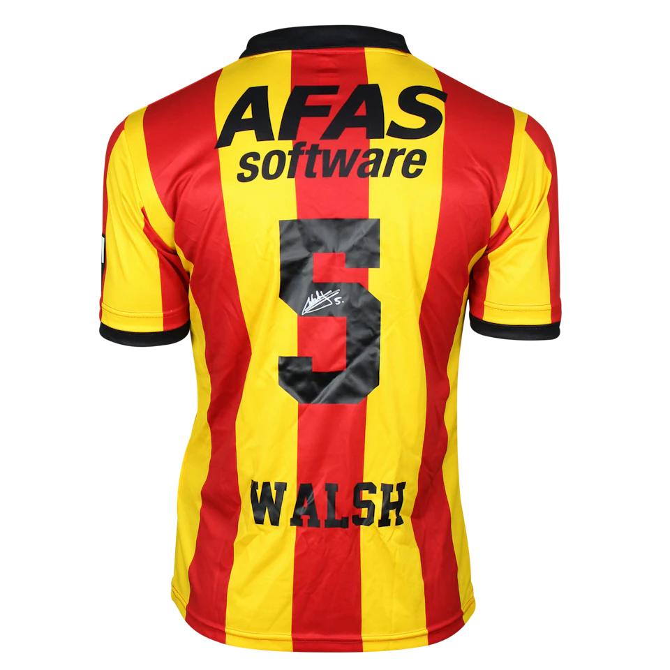 Sandy Walsh KV Mechelen camisa.
