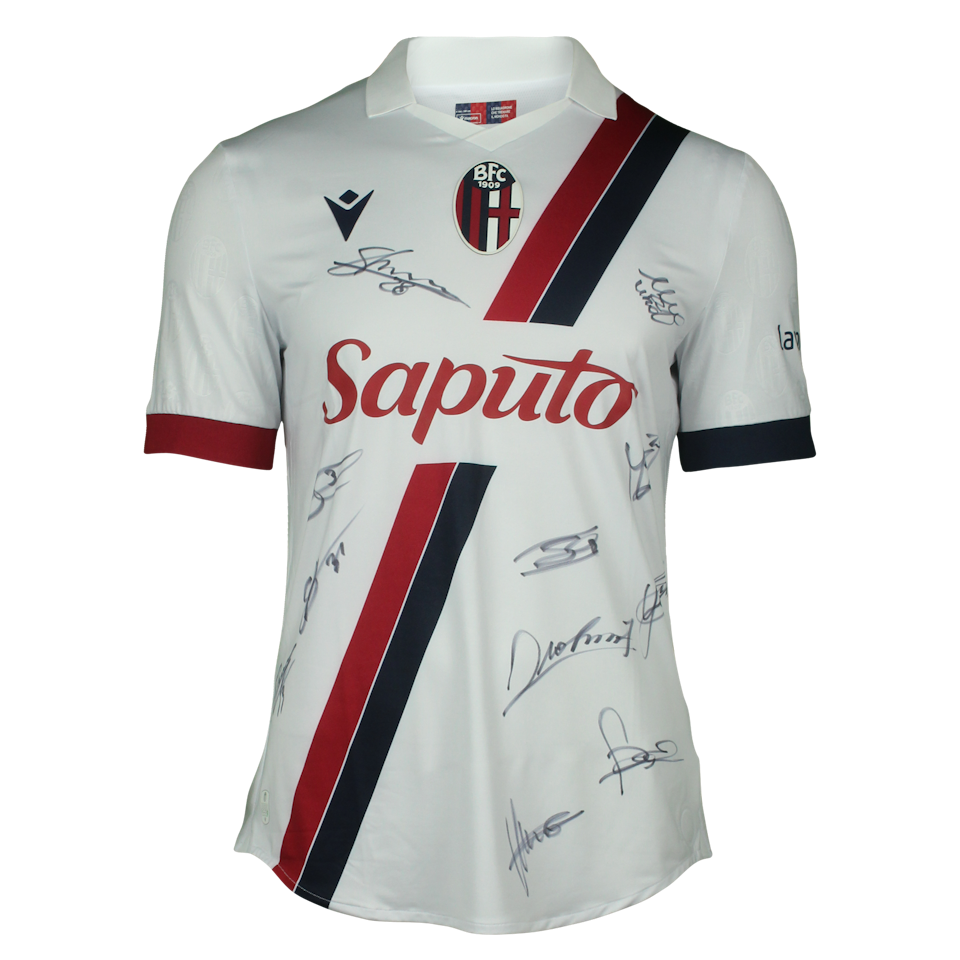 Squad Signed Shirt - 4