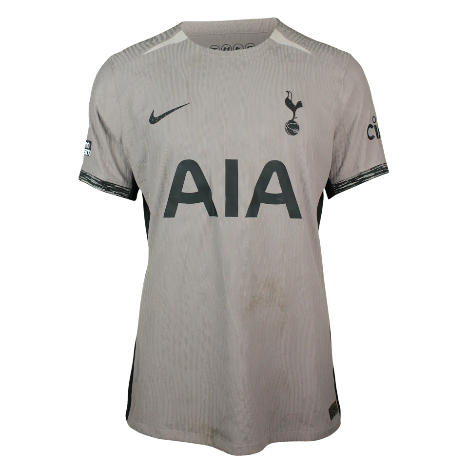 Destiny Udogie Tottenham Hotspur shirt