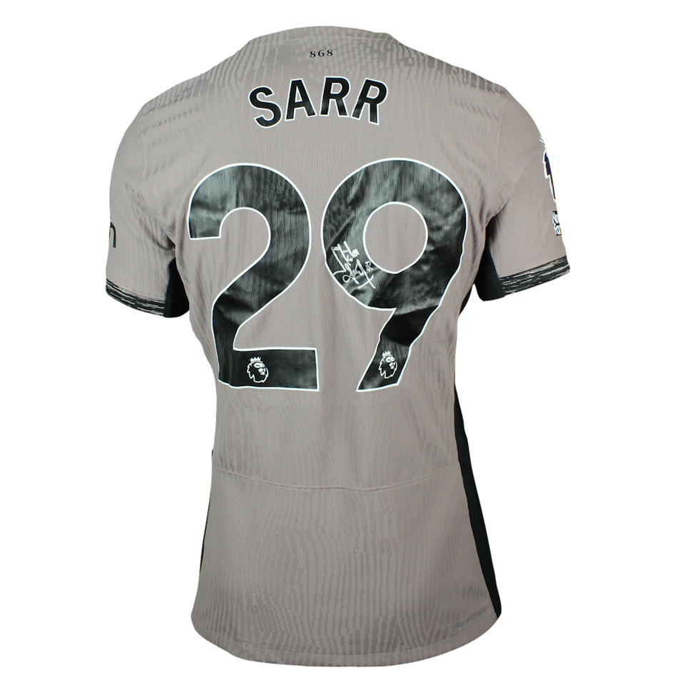 Tottenham Hotspur 팀의 Pape Matar Sarr 셔츠