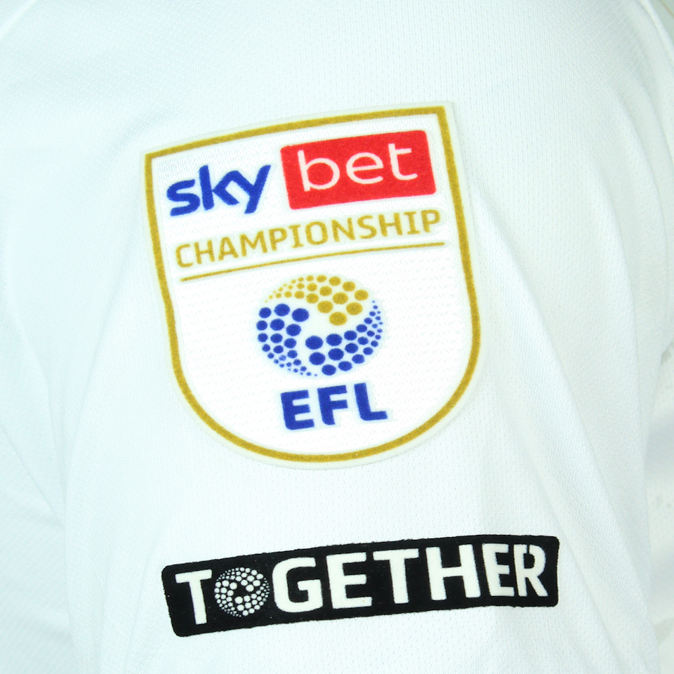Zian Flemming Millwall shirt