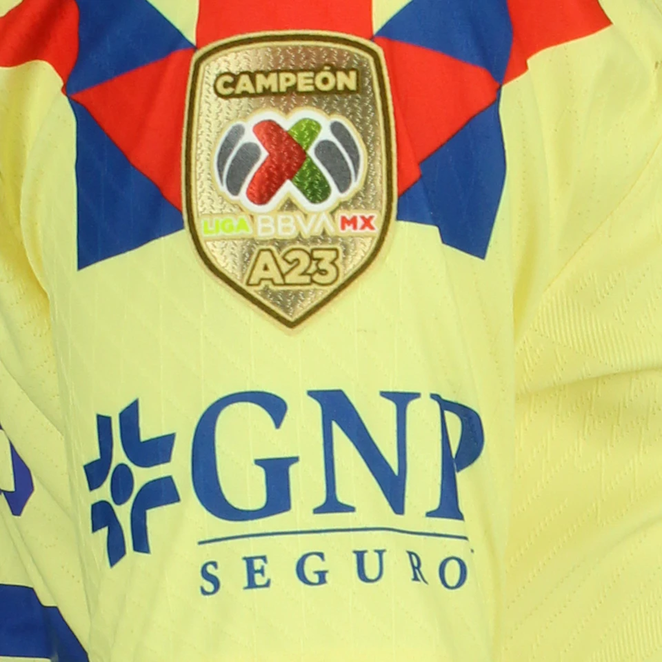 来自Club América的Israel Reyes Romero球衣