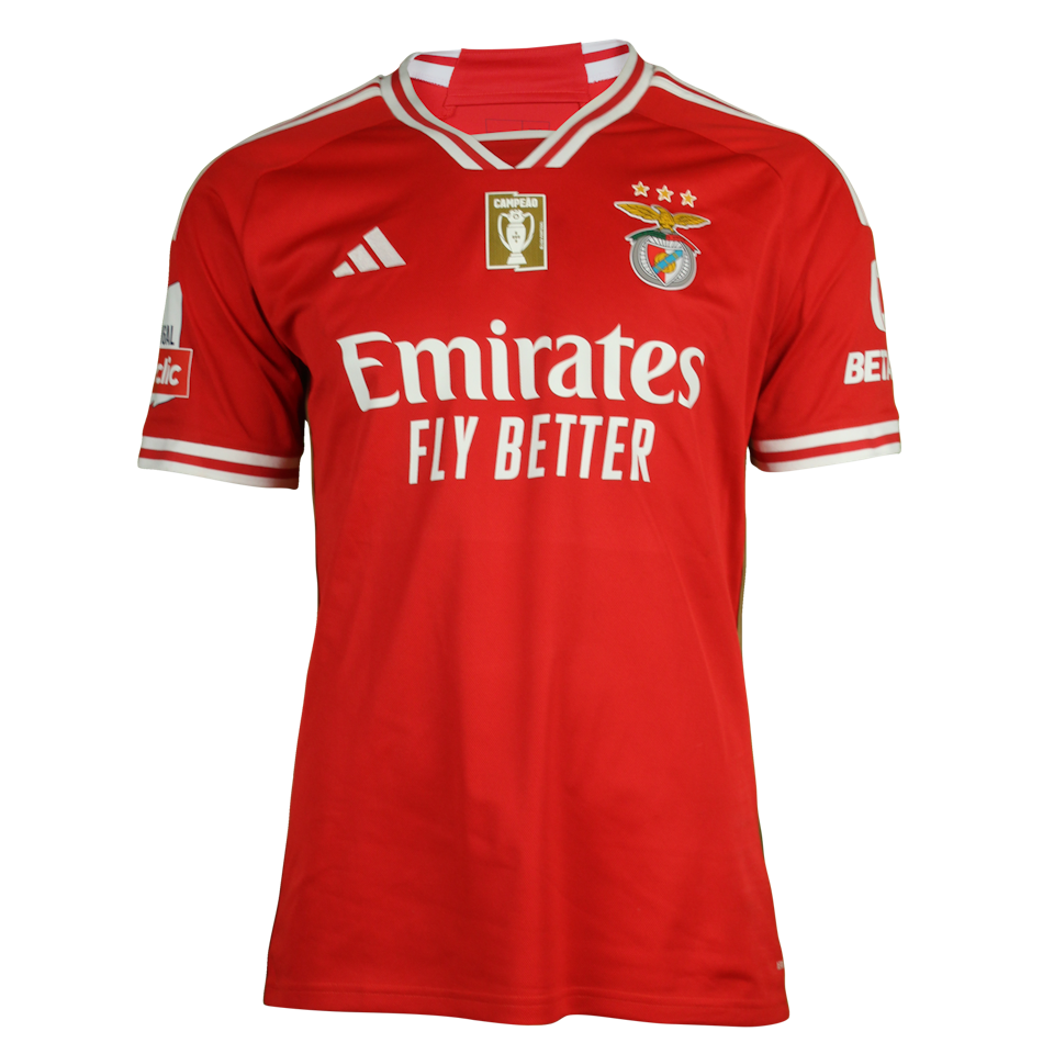 Arthur Mendonça Cabral SL Benfica shirt