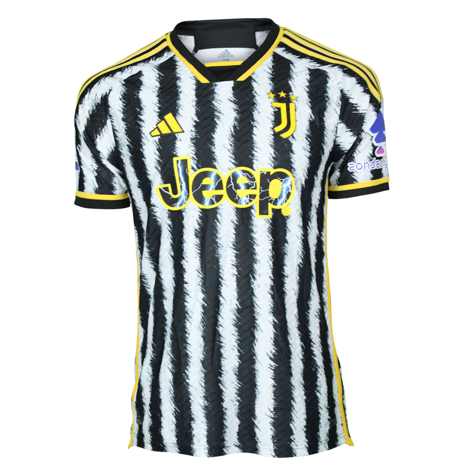 Manuel Locatelli Juventus FC shirt