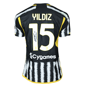 Kenan Yıldız Juventus FC shirt