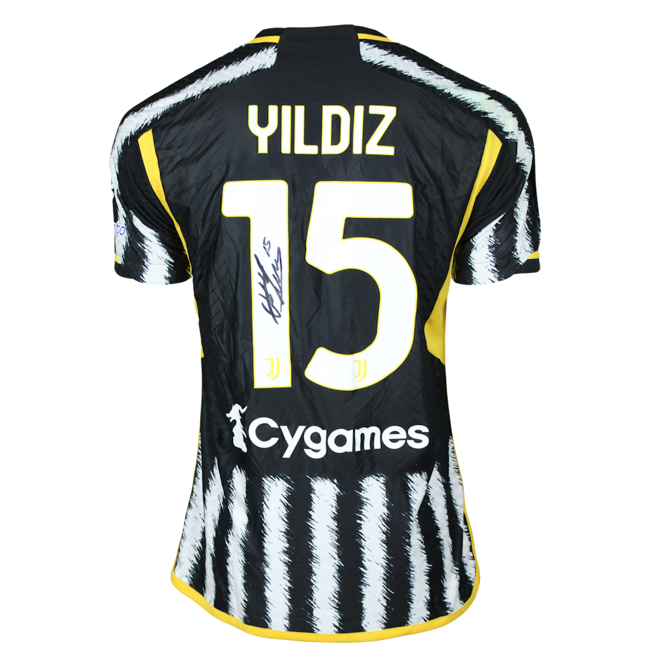 Kenan Yıldız Juventus FC shirt