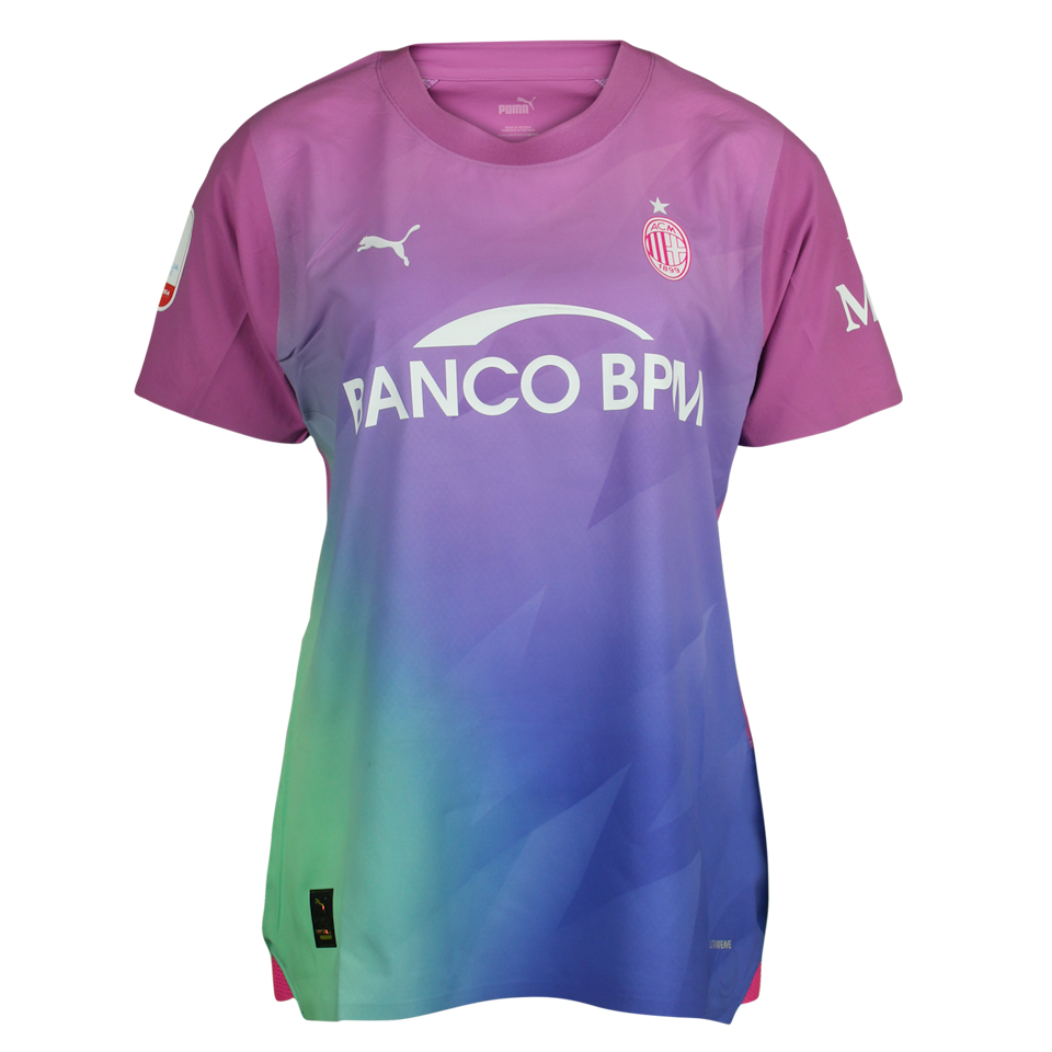 Evelyn Ijeh AC Milan Women shirt