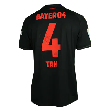 来自Bayer Leverkusen的Jonathan Tah球衣