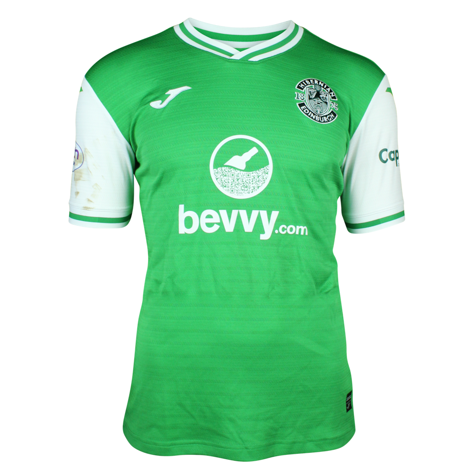 Luke Amos Hibernian shirt