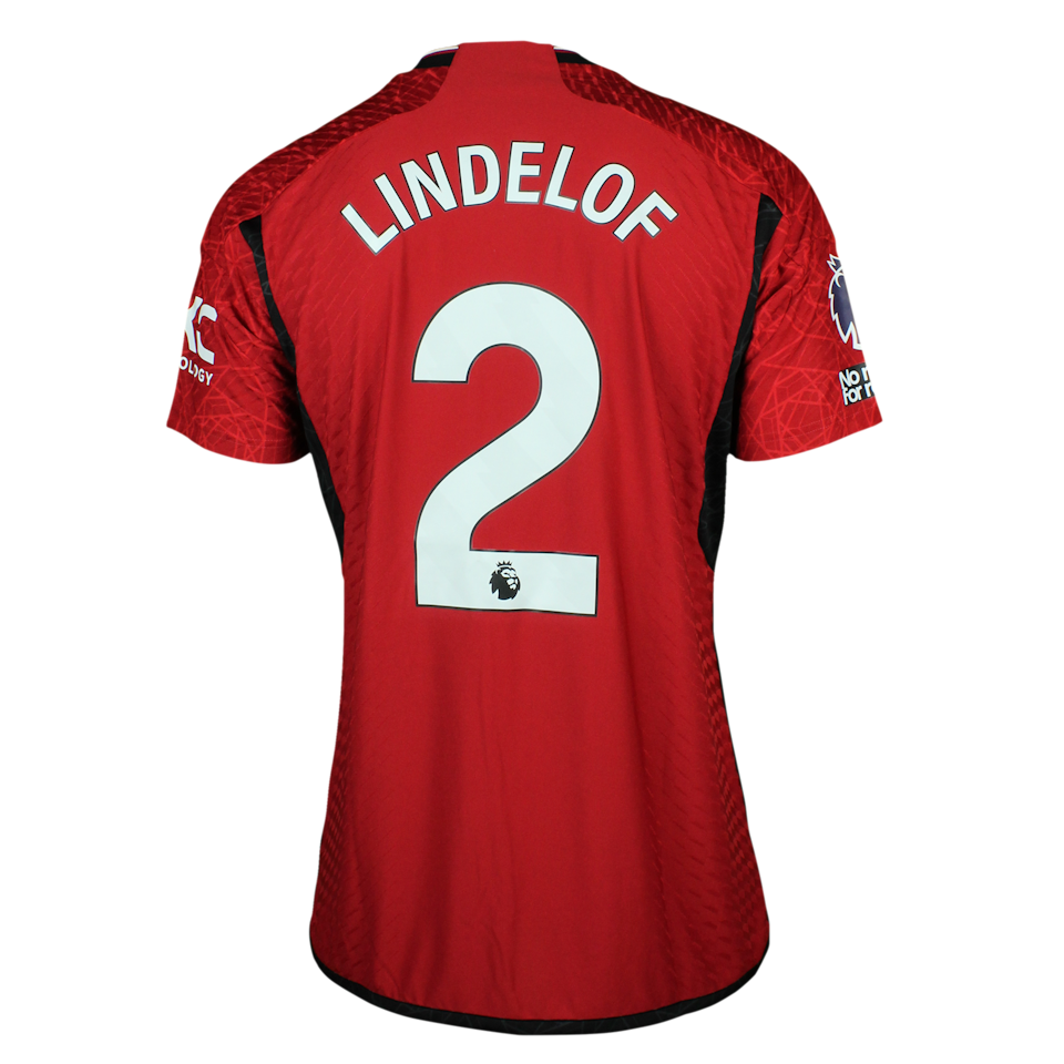 Victor Nilsson Lindelöf Manchester United shirt