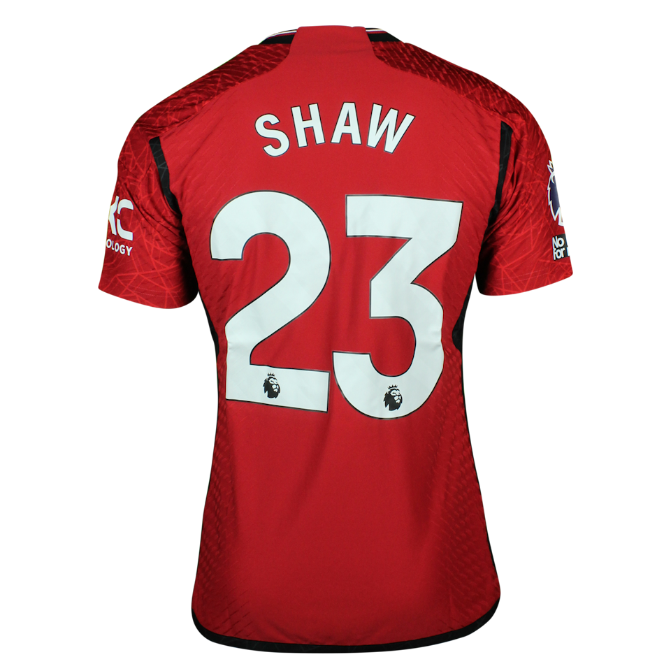 Luke Shaw Manchester United forması