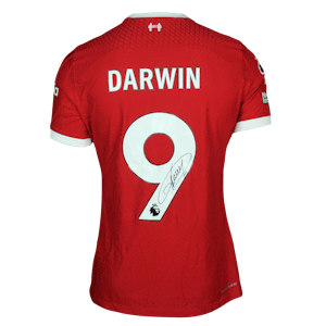 Darwin Núñez Liverpool shirt