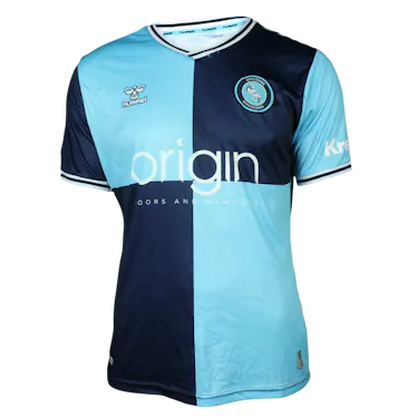 来自Wycombe Wanderers的Richard Kone球衣