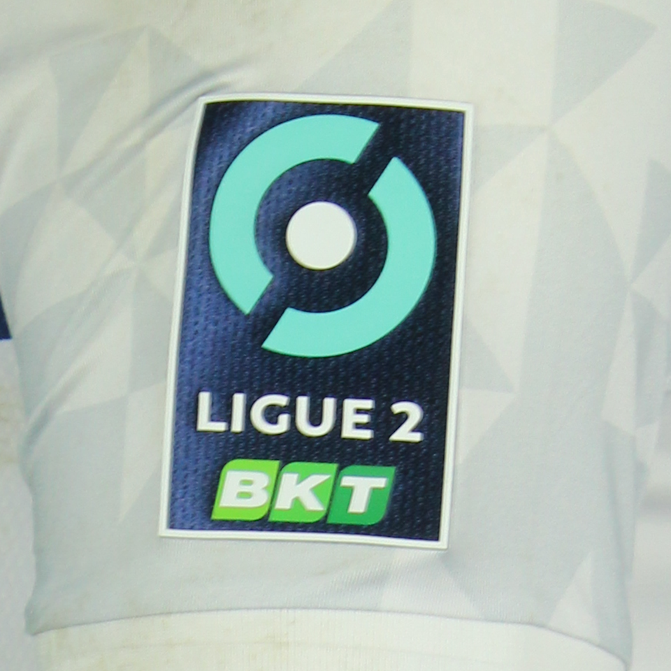 Assane Dioussé AJ Auxerre shirt