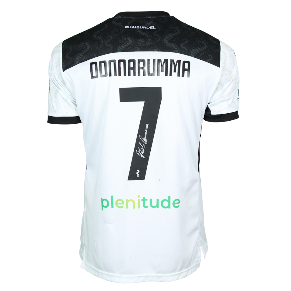 Daniele Donnarumma Cesena shirt